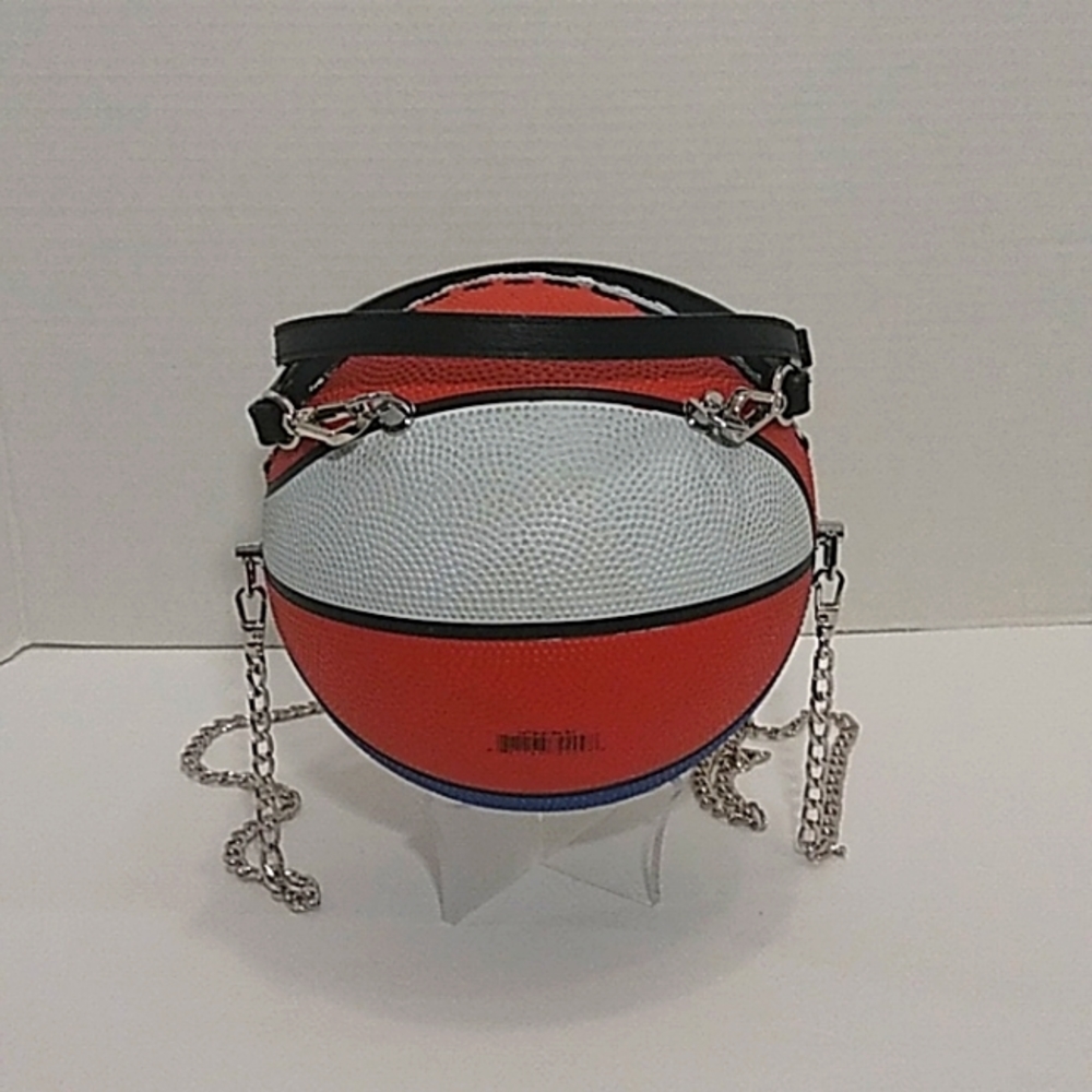 NWT HANDMADE Small RED, WHITE & BLUE Wilson Basketball Purse 🏀 - Picture 14 of 16